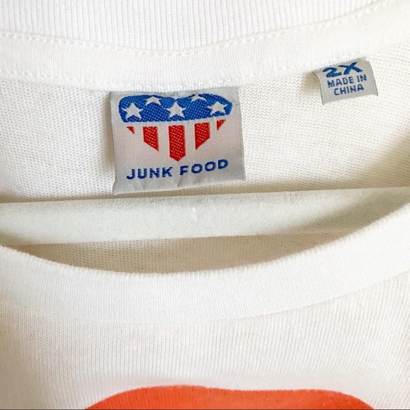 Junk Food I Got You Babe Graphic Tee White 2X - Picture 3 of 5